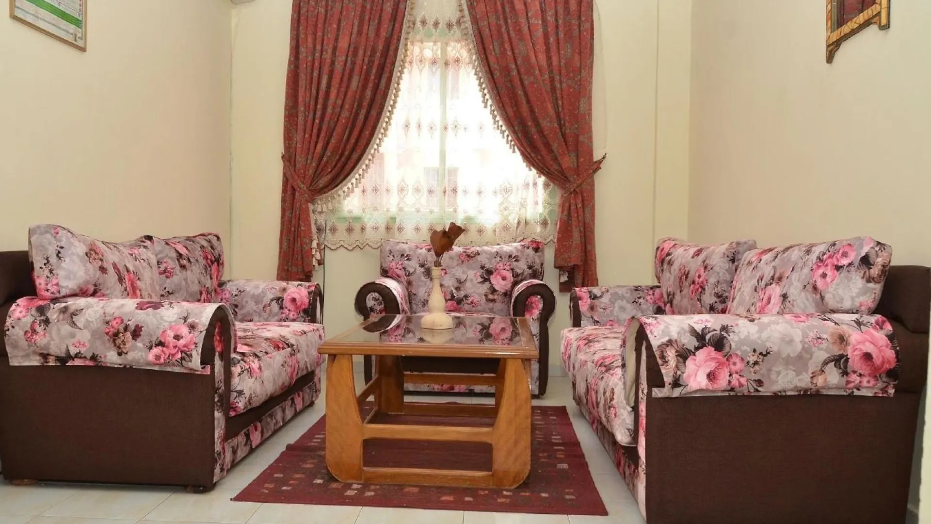 Schoene Ferienwohnung Mit Balkon Und Bergblick Marrakesh